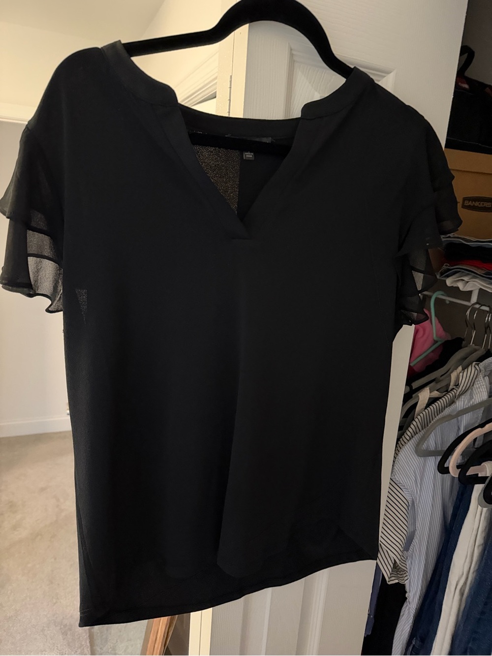 Adrianna Papell Black Split V-Neck Short Ruffle Sleeve Blouse